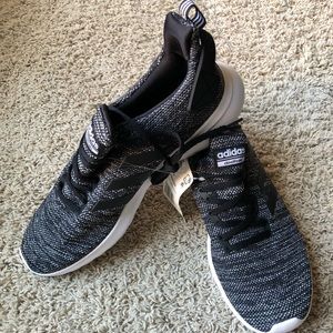 Adidas Dayracer men Athletic shoes size 11